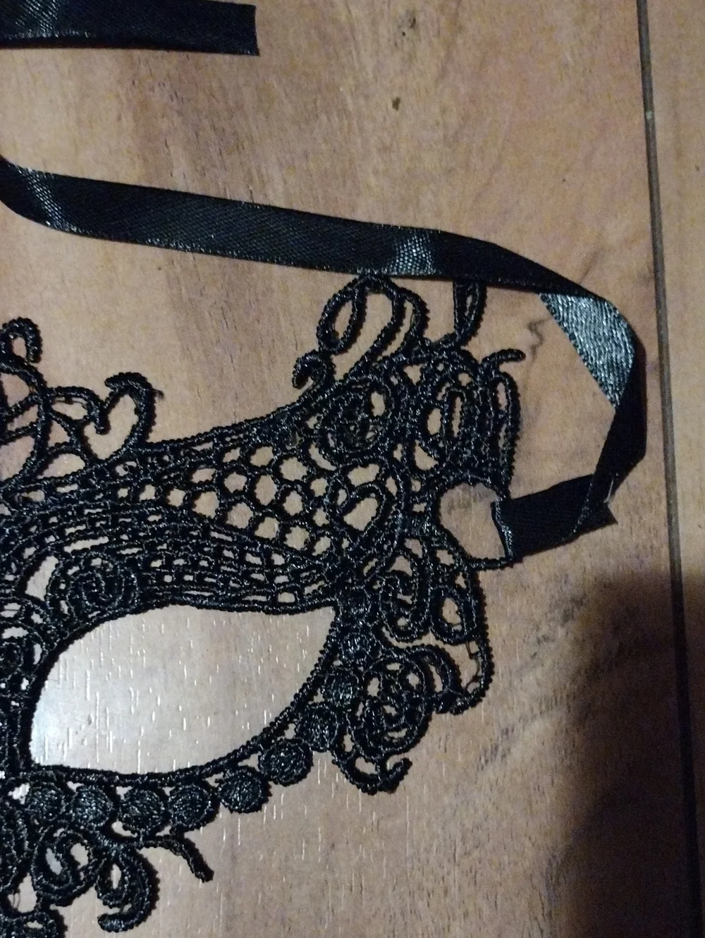 Lace Venetian Eye Mask - Black